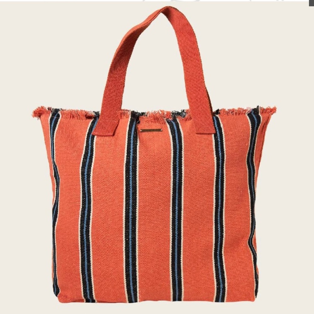 O’Neill beachfront, tote bag, excellent condition